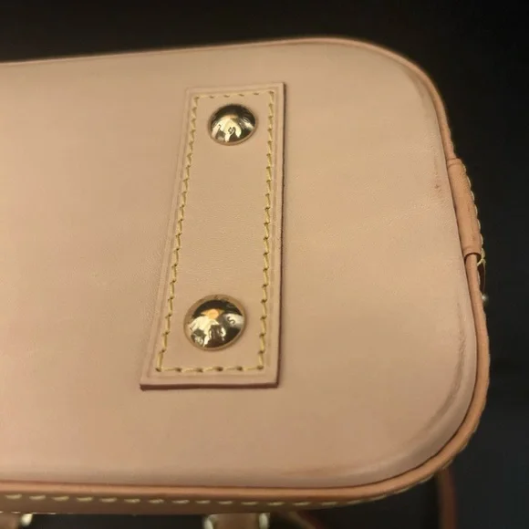 Louis Vuitton Alma BB *Beautiful Condition* w/lock, key & dustbag -like new! - Picture 6 of 16
